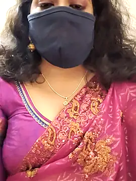 Snapshot of saritha29 chatting on September 17, 4:53 pm saritha29 online show from September 17, 4:53 pm