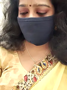 Snapshot of saritha29 chatting on September 28, 7:48 am saritha29 online show from September 28, 7:48 am