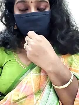 Snapshot of saritha29 chatting on October 2, 5:05 pm saritha29 online show from October 2, 5:05 pm