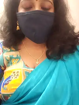 Snapshot of saritha29 chatting on September 21, 10:53 am saritha29 online show from September 21, 10:53 am