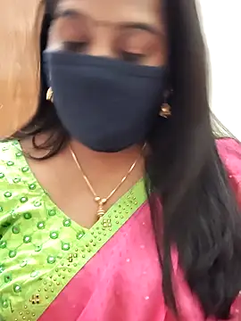 Snapshot of saritha29 chatting on December 21, 5:03 pm saritha29 online show from December 21, 5:03 pm