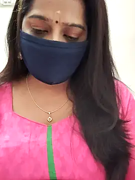 Snapshot of saritha29 chatting on February 25, 11:43 am saritha29 online show from February 25, 11:43 am