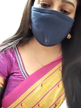 Snapshot of saritha29 chatting on March 3, 8:43 am saritha29 online show from March 3, 8:43 am