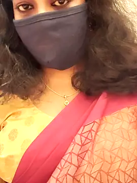 Snapshot of saritha29 chatting on October 3, 5:14 pm saritha29 online show from October 3, 5:14 pm