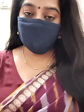 Snapshot of saritha29 chatting on July 1, 4:51 pm saritha29 online show from July 1, 4:51 pm