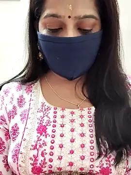 Snapshot of saritha29 chatting on February 20, 6:37 am saritha29 online show from February 20, 6:37 am