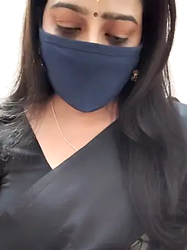 Snapshot of saritha29 chatting on February 28, 5:40 am saritha29 online show from February 28, 5:40 am