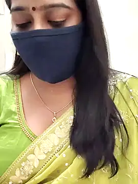 Snapshot of saritha29 chatting on December 19, 11:34 am saritha29 online show from December 19, 11:34 am