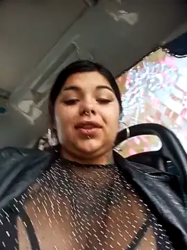 snow belle online show from November 30, 6:41 pm