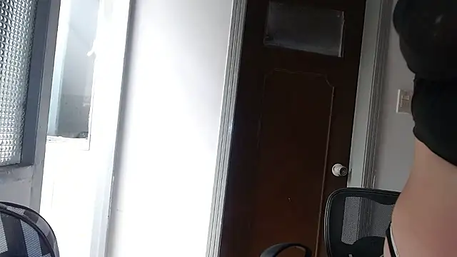 snow belle online show from January 14, 7:39 pm