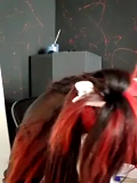 Snapshot of snow_belle chatting on February 22, 4:41 pm snow belle online show from February 22, 4:41 pm