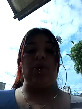 snow belle online show from November 14, 1:37 pm