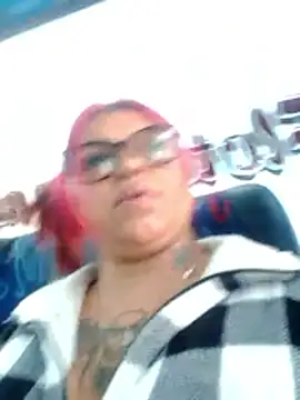 Snapshot of snow_belle chatting on February 27, 8:19 pm snow belle online show from February 27, 8:19 pm