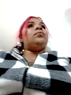 Snapshot of snow_belle chatting on February 16, 1:26 am snow belle online show from February 16, 1:26 am