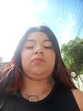 snow belle online show from January 11, 2:57 pm