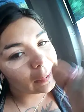 snow belle online show from November 22, 7:13 pm