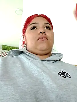 Snapshot of snow_belle chatting on February 14, 2:06 pm snow belle online show from February 14, 2:06 pm