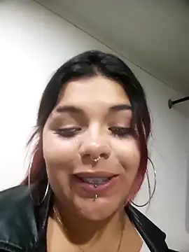 snow belle online show from November 23, 11:26 pm