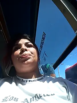 snow belle online show from November 26, 5:02 pm