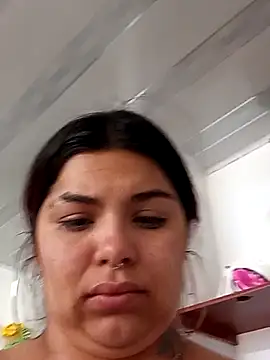 snow belle online show from November 17, 4:33 pm