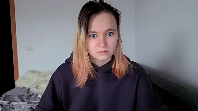 Snapshot of Ericha_Stone chatting on May 29, 1:55 am Ericha Stone online show from May 29, 1:55 am