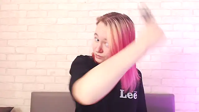 Snapshot of Ericha_Stone chatting on December 4, 8:02 am Ericha Stone online show from December 4, 8:02 am