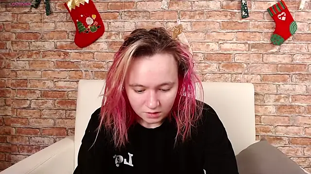 Snapshot of Ericha_Stone chatting on January 16, 1:20 am Ericha Stone online show from January 16, 1:20 am