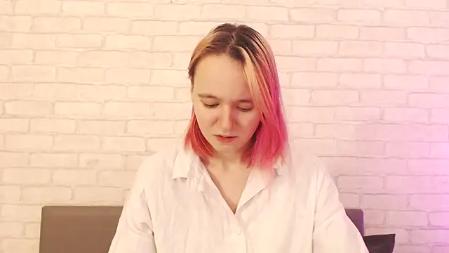 Snapshot of Ericha_Stone chatting on November 30, 2:12 am Ericha Stone online show from November 30, 2:12 am