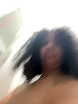 Snapshot of StylishEchium chatting on December 16, 7:12 am StylishEchium online show from December 16, 7:12 am