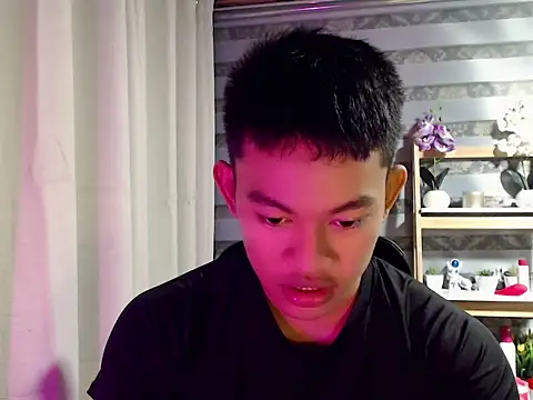 Make your ladyxx online show from March 17, 12:52 pm