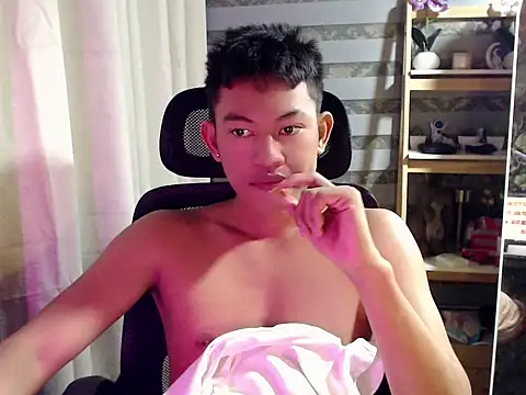 Make your ladyxx online show from March 22, 3:57 pm