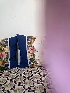 Snapshot of Mayamimi chatting on November 14, 2:32 pm Mayamimi online show from November 14, 2:32 pm