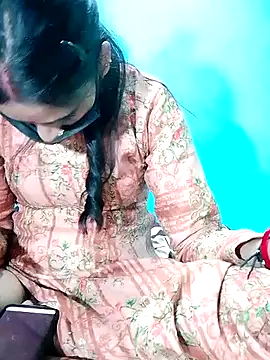 Pahadi couple online show from November 5, 6:33 pm