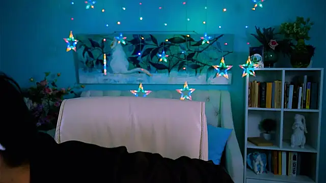 Snapshot of LauraDavidsons chatting on September 21, 4:23 pm LauraDavidsons online show from September 21, 4:23 pm