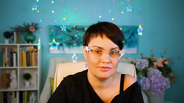 LauraDavidsons online show from March 2, 8:38 pm