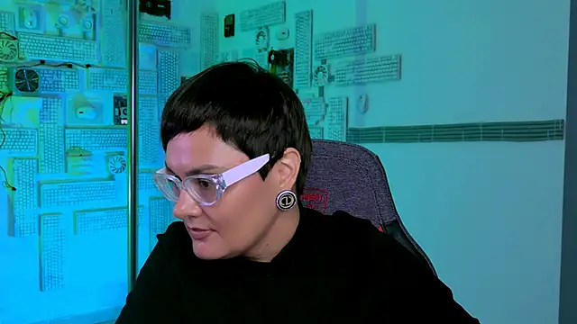 Snapshot of LauraDavidsons chatting on September 28, 4:03 pm LauraDavidsons online show from September 28, 4:03 pm