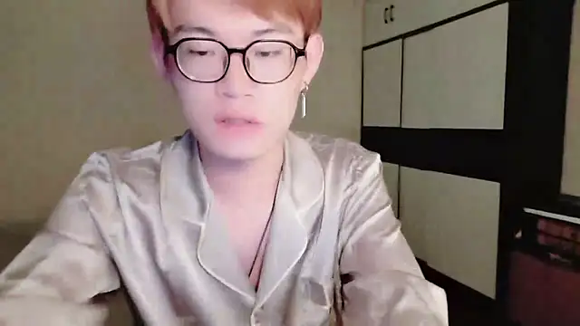 Snapshot of Dancer03 chatting on September 12, 4:51 pm Dancer03 online show from September 12, 4:51 pm