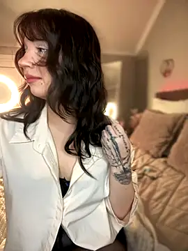 YourLittleDevil online show from October 20, 2:17 pm