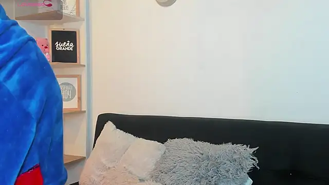 Snapshot of Angeel_of_lust chatting on November 16, 4:39 am Angeel of lust online show from November 16, 4:39 am