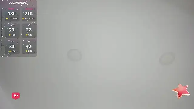 Snapshot of Emilywillis8 chatting on October 10, 1:12 pm Emilywillis8 online show from October 10, 1:12 pm