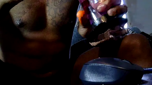 Snapshot of stressreliever94 chatting on November 29, 5:46 pm stressreliever94 online show from November 29, 5:46 pm