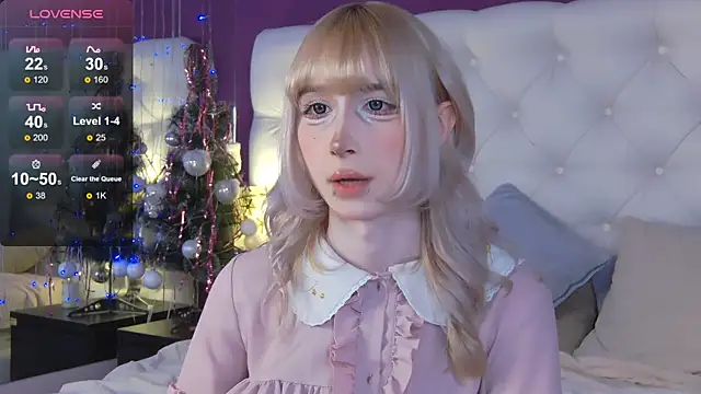 cutetomie online show from December 20, 10:23 pm