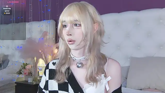 cutetomie online show from February 12, 9:14 pm