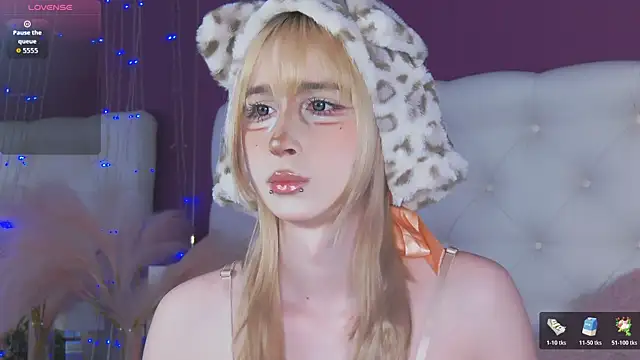 cutetomie online show from April 2, 9:21 pm