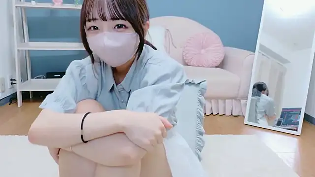 Mashiro-chan online show from October 6, 7:20 am