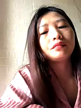 LiLy-0477 online show from October 4, 8:27 am