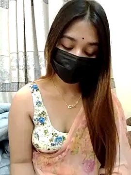midnightmuse-03 online show from December 19, 7:49 pm