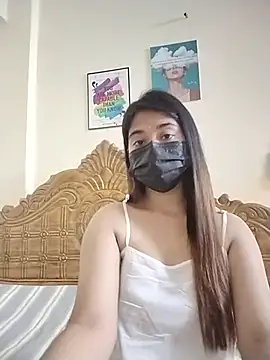 midnightmuse-03 online show from June 18, 2:44 pm
