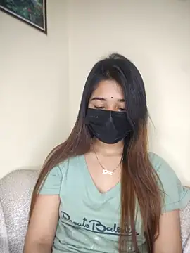 midnightmuse-03 online show from March 4, 6:59 pm