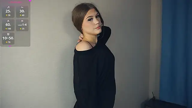 LilyHeupel online show from October 7, 7:53 am